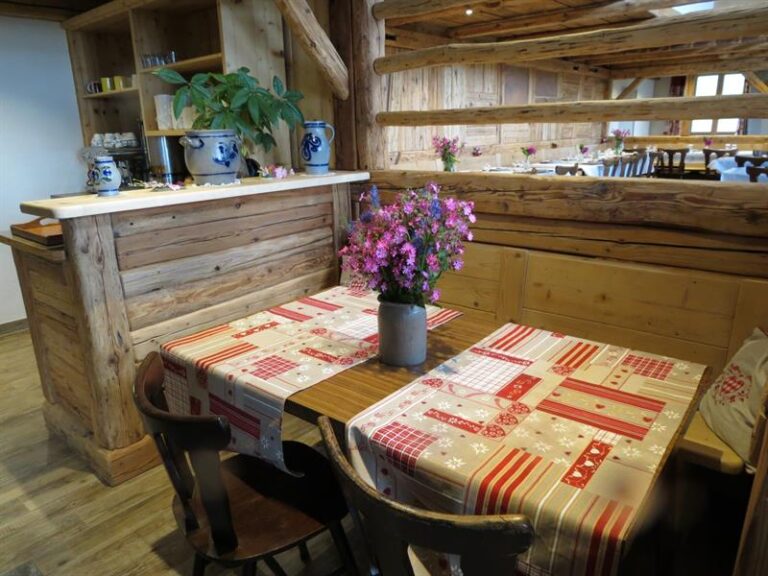 Balade ferme-auberge Lochberg : En compagnie des hêtres centenaires