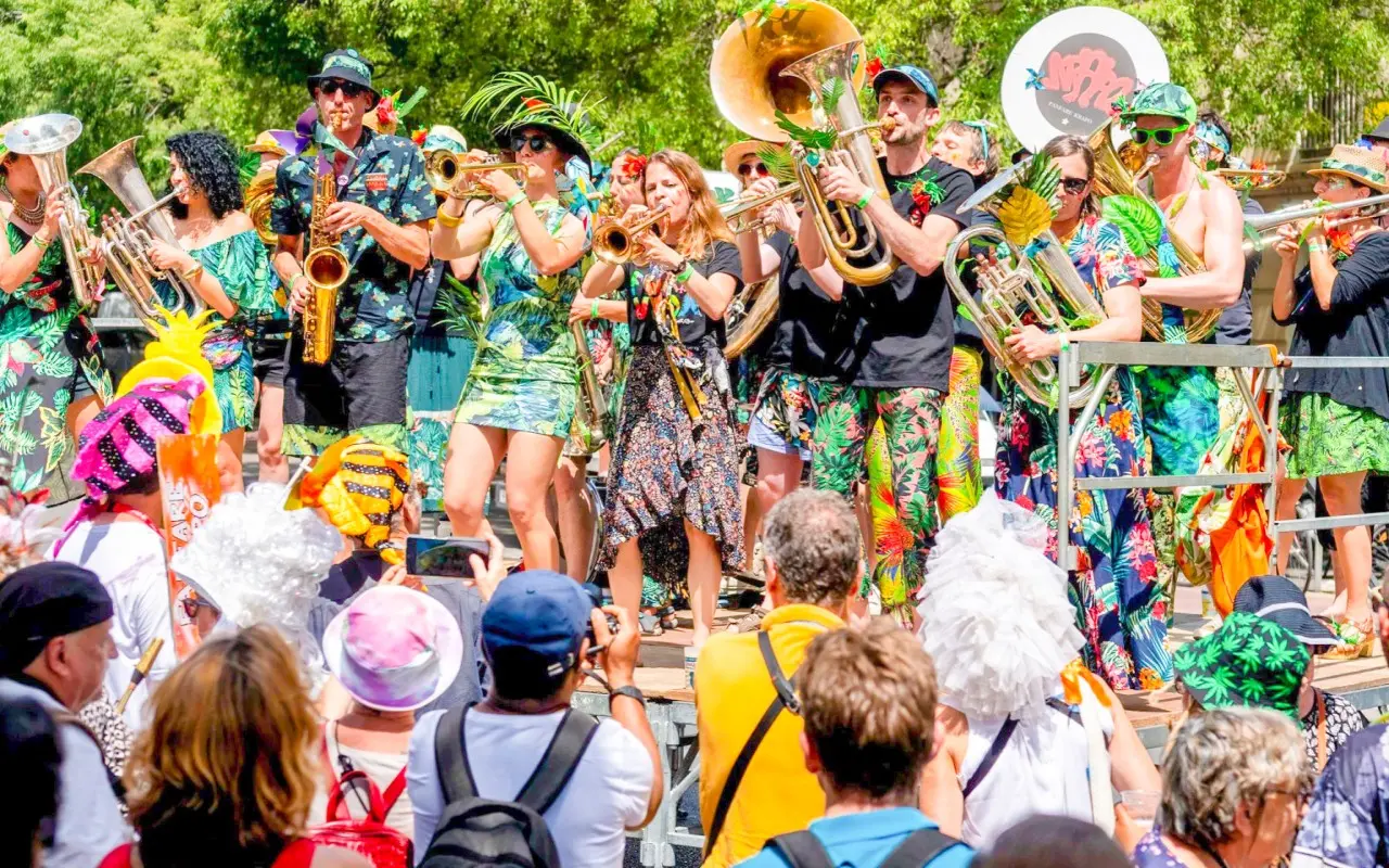21 juni: Muziekfestival