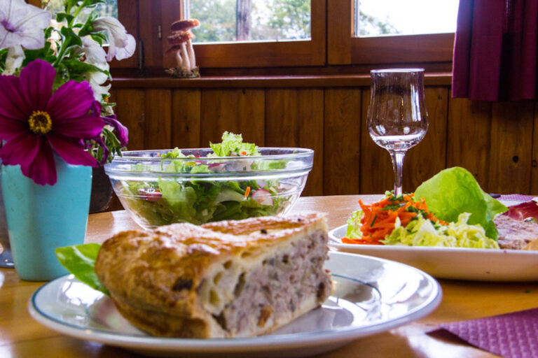 Balade ferme-auberge Graine Johé : entre deux vallons